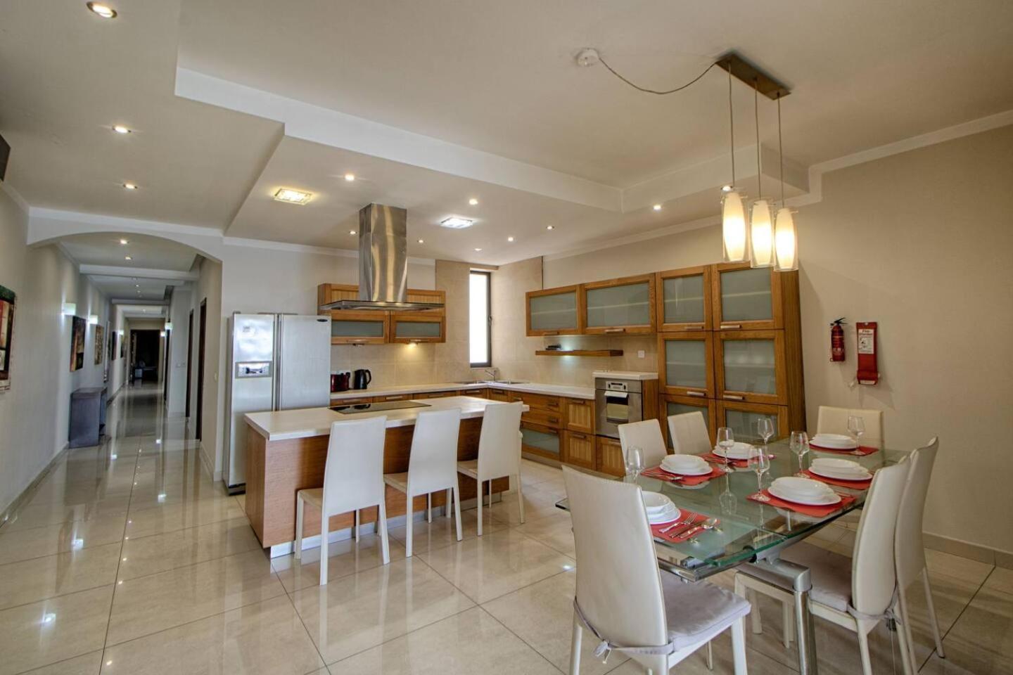 The Strand Apartments By Homely Sliema Exterior foto