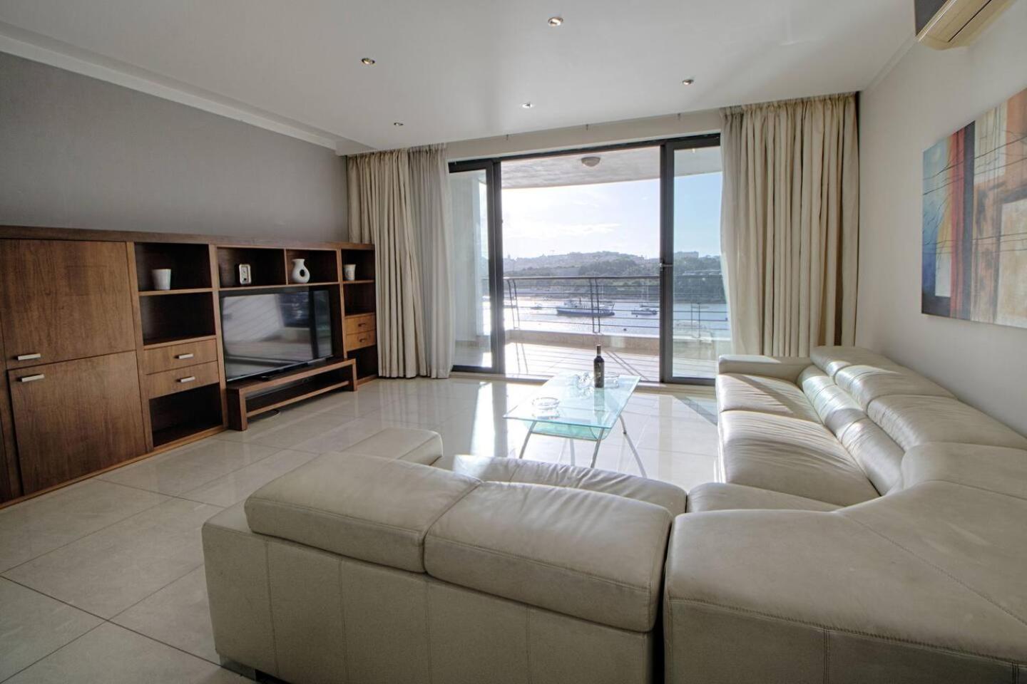 The Strand Apartments By Homely Sliema Exterior foto